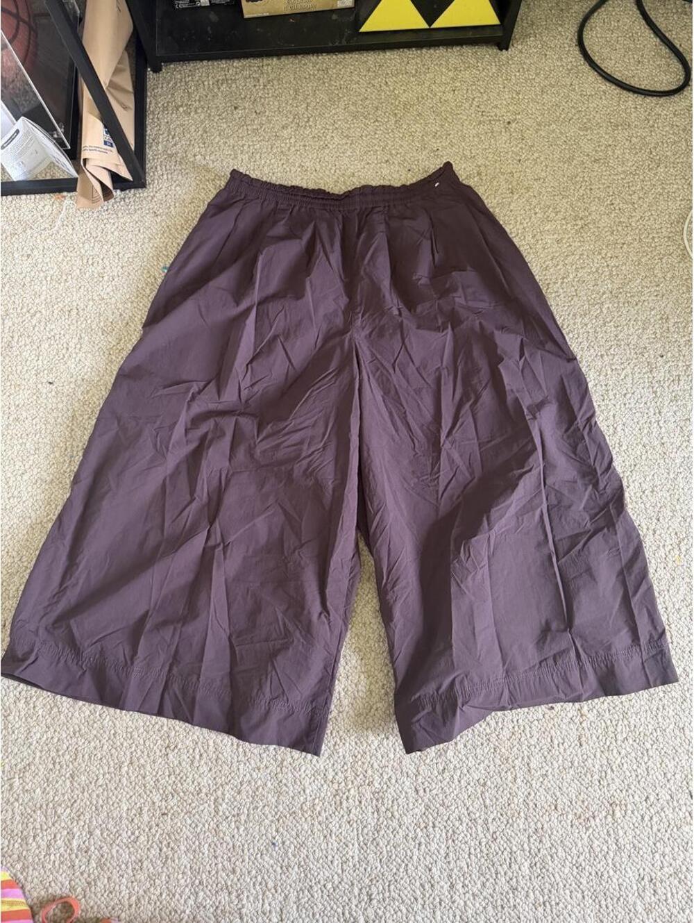 Uniqlo windbreaker gauchos